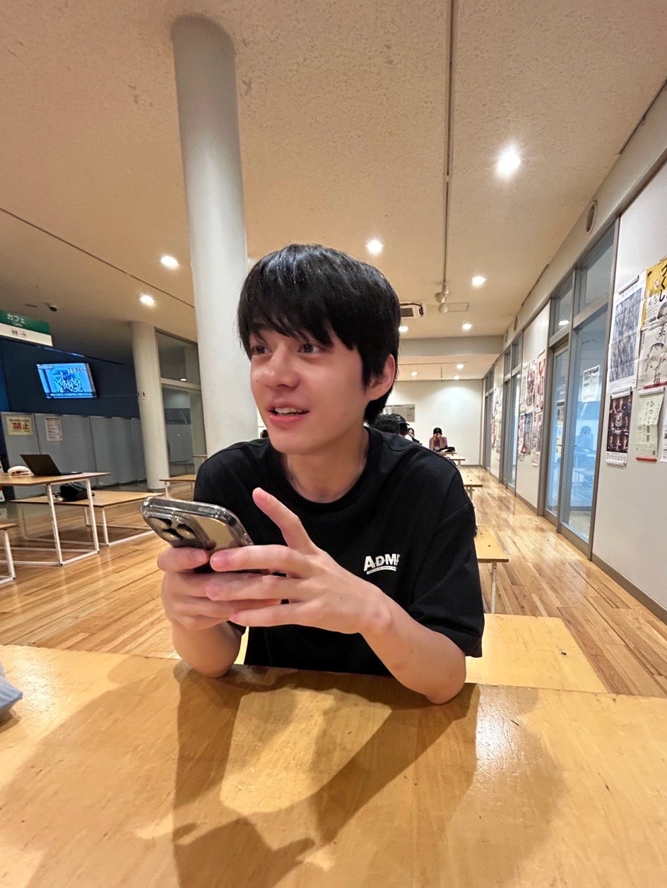 写真（YOON SUHOさん）.jpg